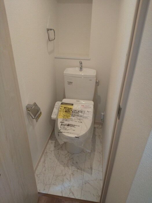 物件内観写真9　(トイレ)