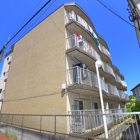 メゾン　明星外観写真