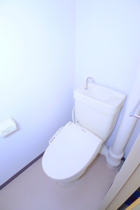 物件内観写真13　(トイレ)