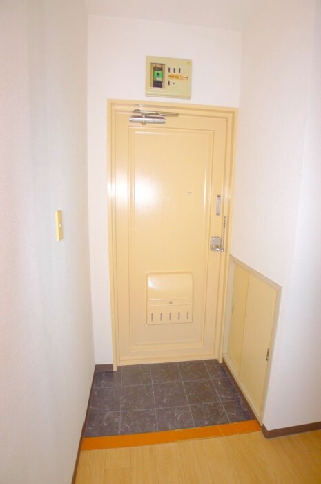 物件内観写真19　(玄関)