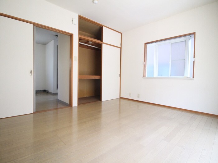 物件内観写真5　(居室)