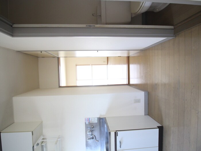 物件内観写真17　(廊下)