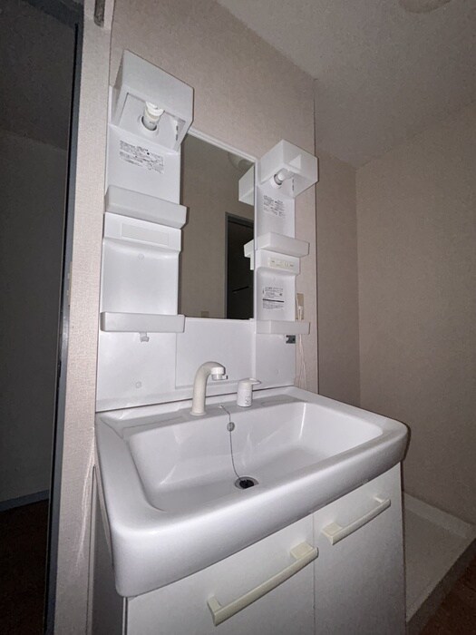 物件内観写真13　(洗面)