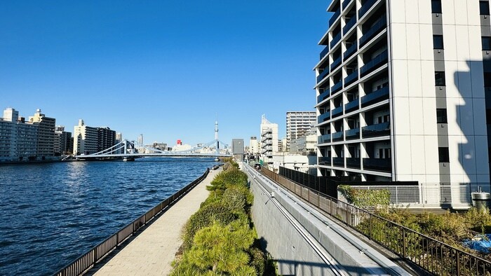 物件外観写真5　(周辺環境)