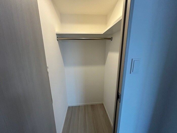 物件内観写真15　(収納)