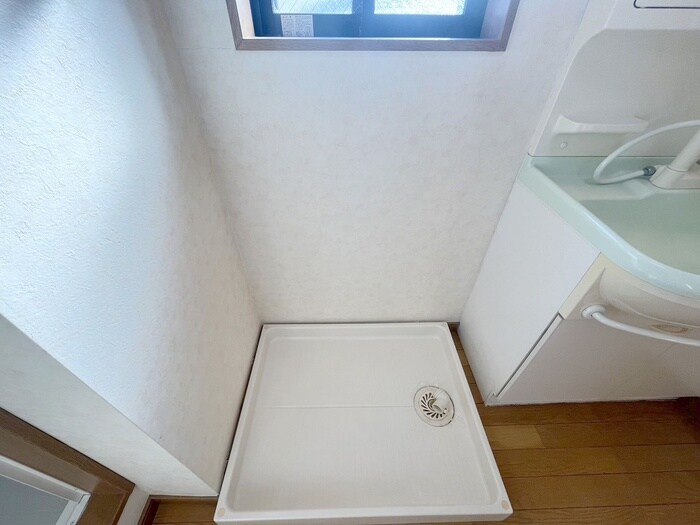 物件内観写真19　(洗濯機置場)