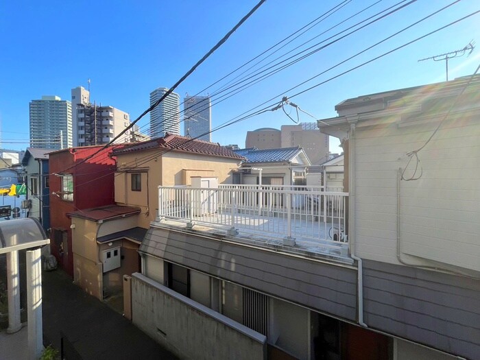 物件内観写真20　(室内からの展望)