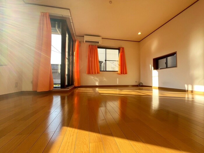 物件内観写真22　(居室)