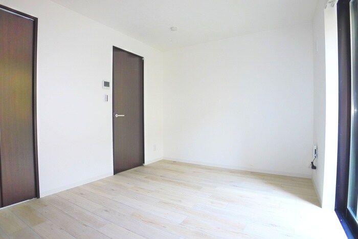 物件内観写真8　(内観写真)