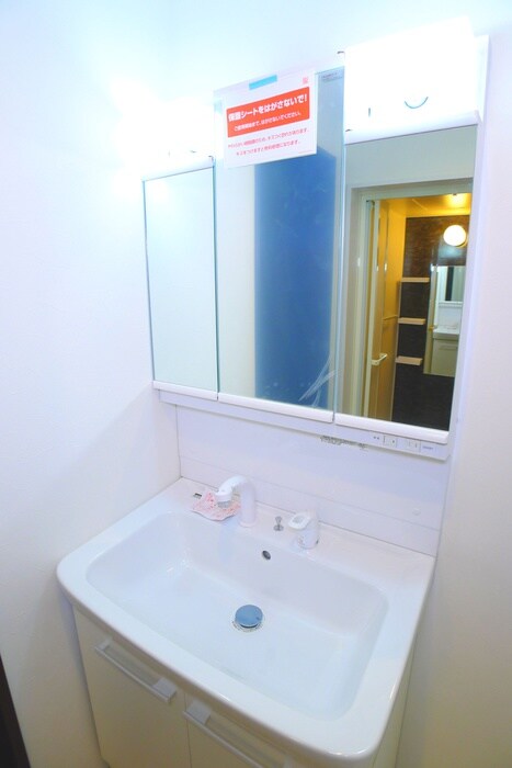 物件内観写真14　(洗面)