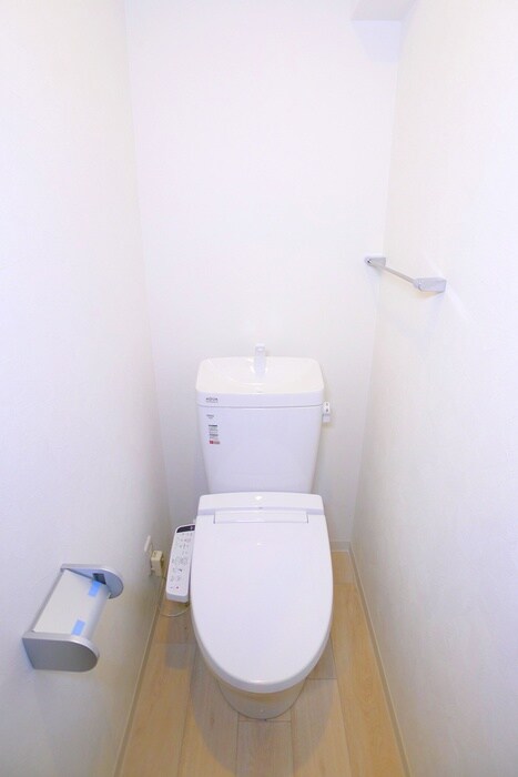 物件内観写真16　(トイレ)