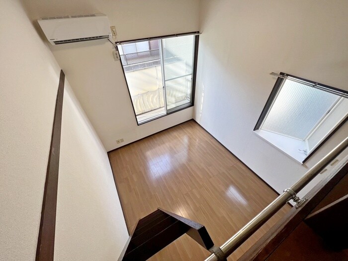 物件内観写真10　(居室)