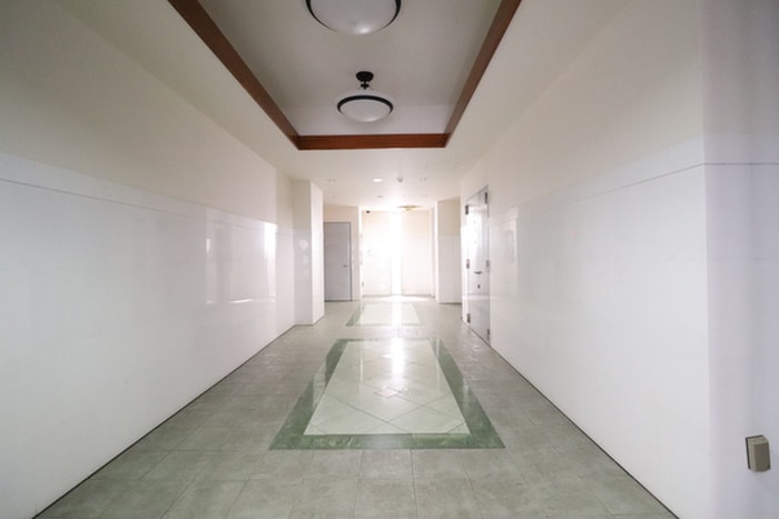 物件外観写真5　(エントランス部分)