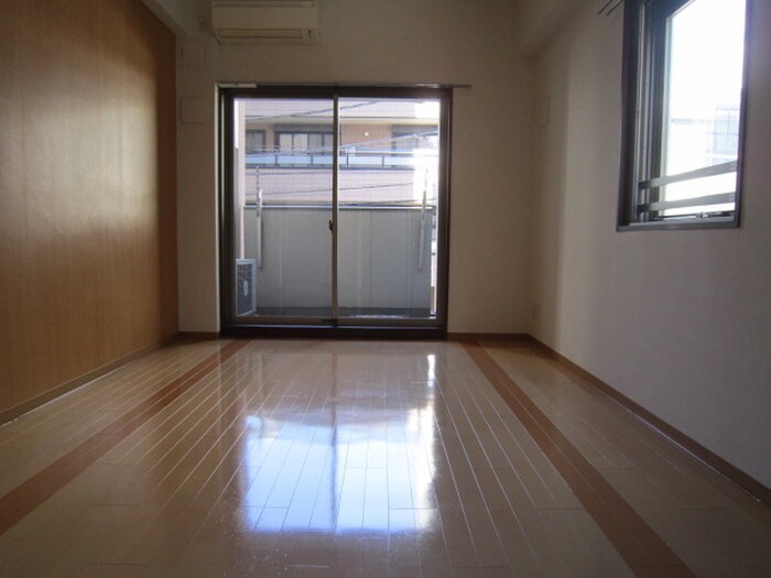 物件内観写真12　(居室)