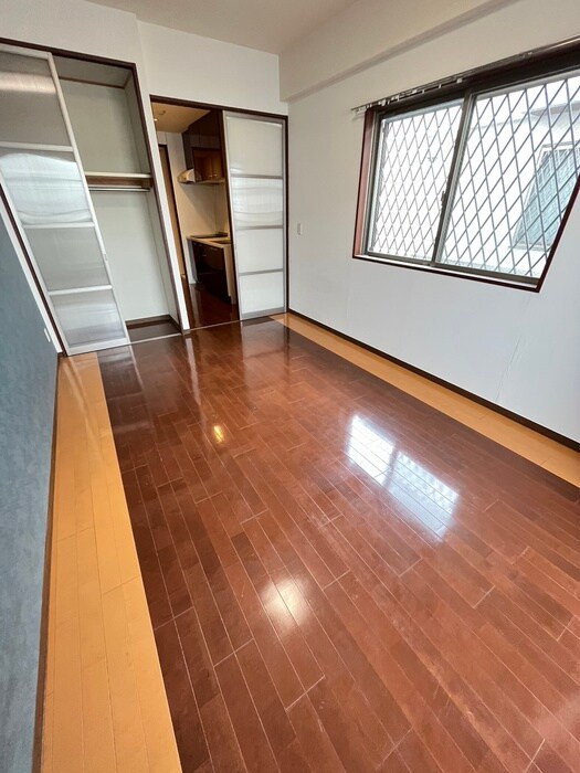 物件内観写真12　(居室)