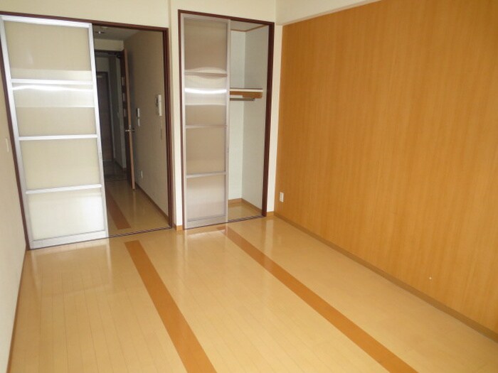 物件内観写真13　(居室)