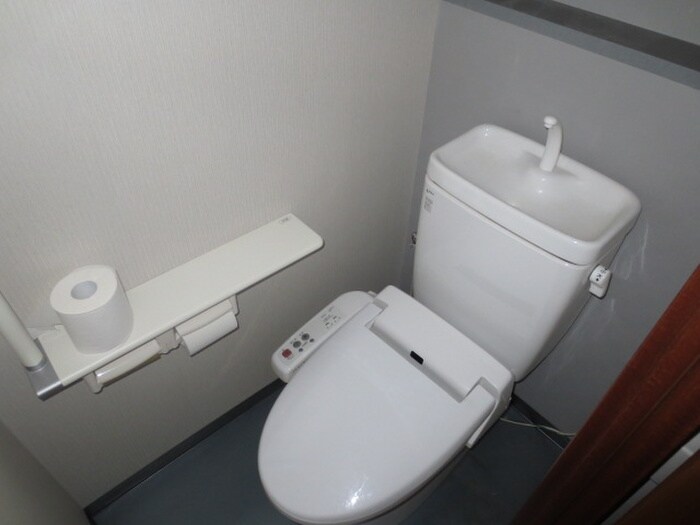 物件内観写真16　(トイレ)