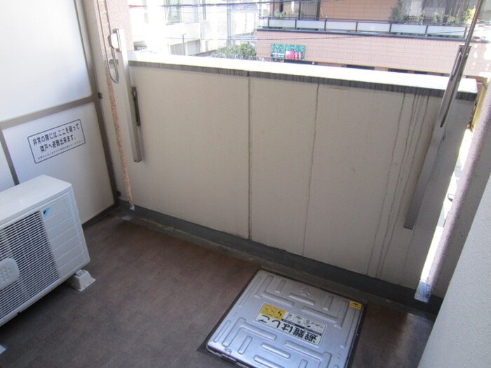 物件内観写真16　(ベランダ・バルコニー)