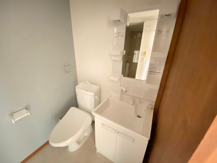 物件内観写真12　(洗面)