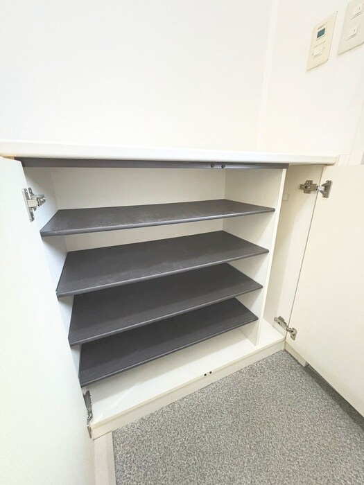 物件内観写真16　(靴箱)