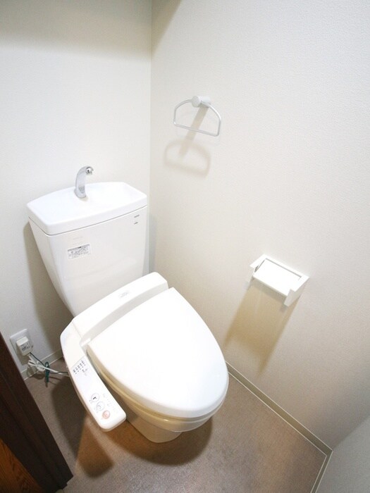 物件内観写真15　(トイレ)