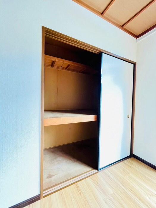 物件内観写真16　(収納)