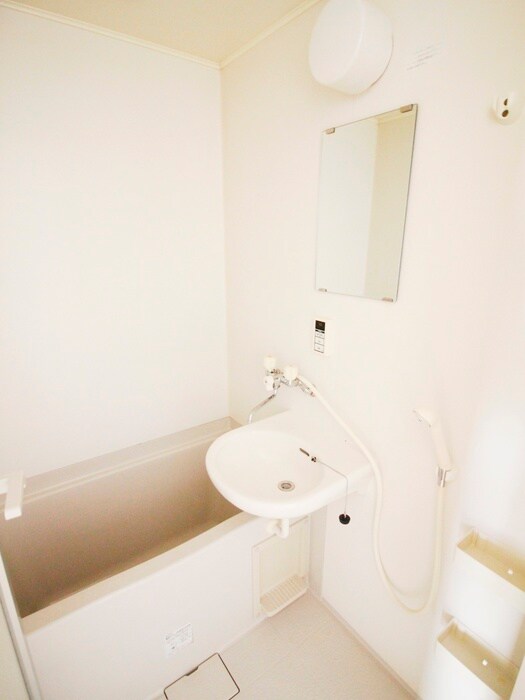 物件内観写真16　(バス／シャワールーム等)