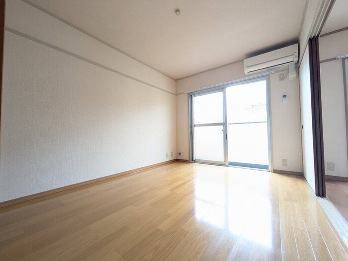 物件内観写真22　(居室)