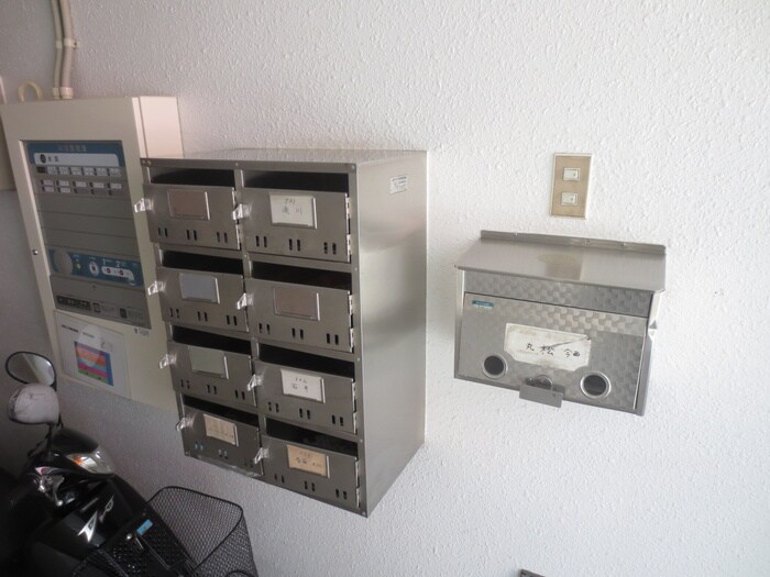 物件外観写真6　(建物設備)