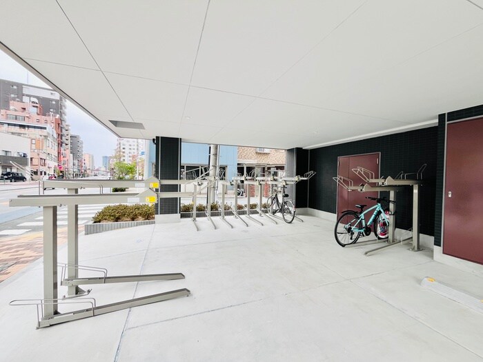 物件外観写真5　(駐輪場)