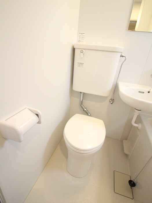 物件内観写真13　(トイレ)