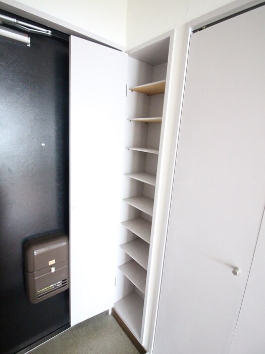 物件内観写真18　(靴箱)