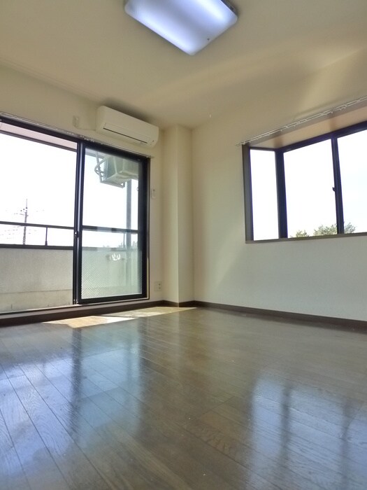 物件内観写真15　(居室)