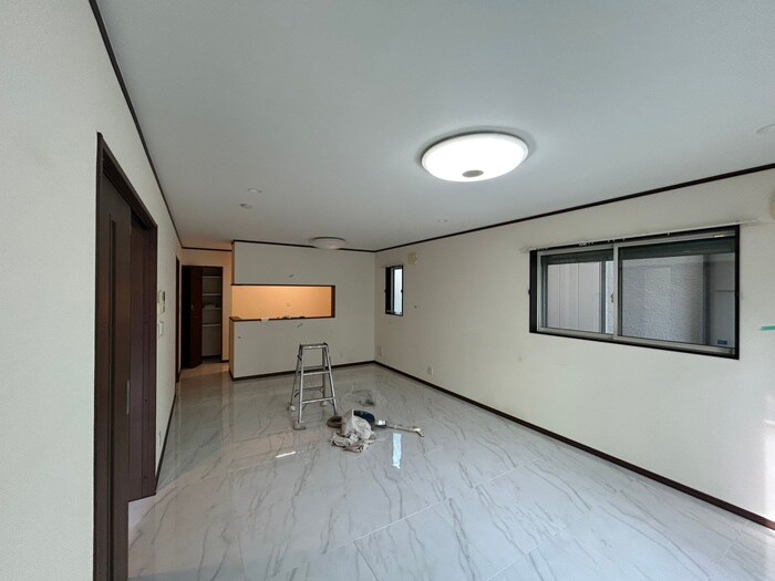 物件内観写真11　(居室)