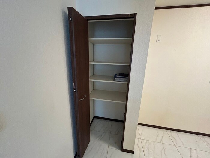 永井貸家A号棟の収納