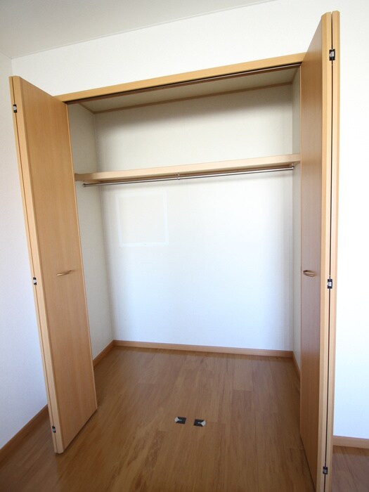 物件内観写真14　(収納)