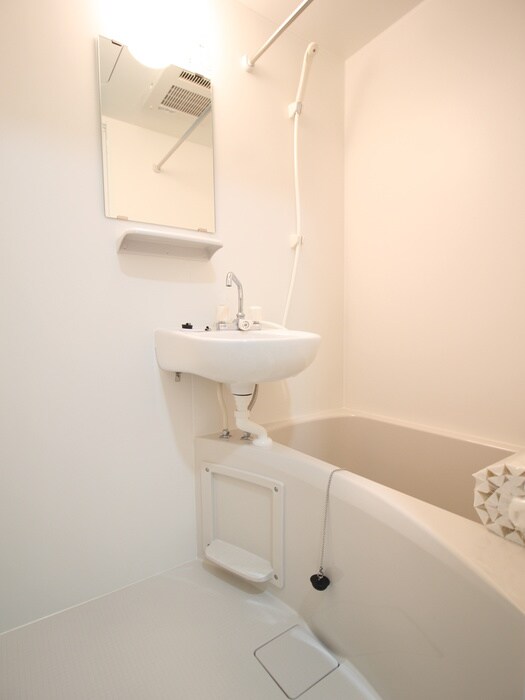 物件内観写真11　(バス／シャワールーム等)