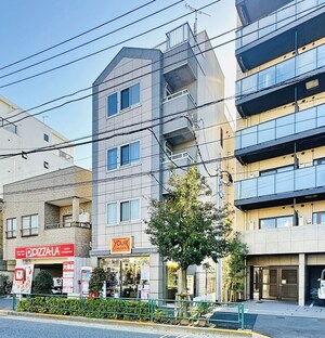 よつばビル外観写真