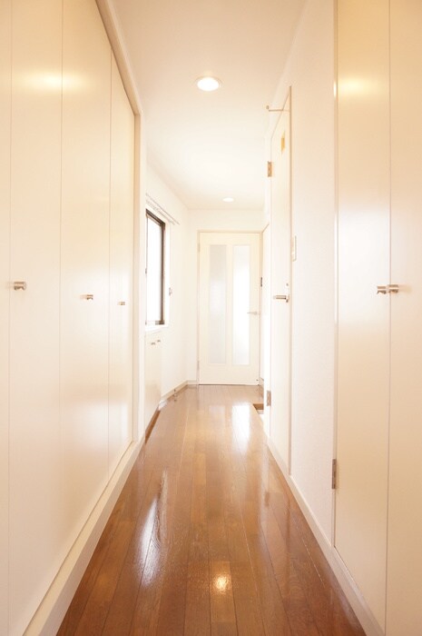 物件内観写真16　(廊下)