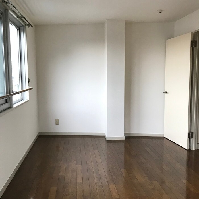 物件内観写真22　(居室)