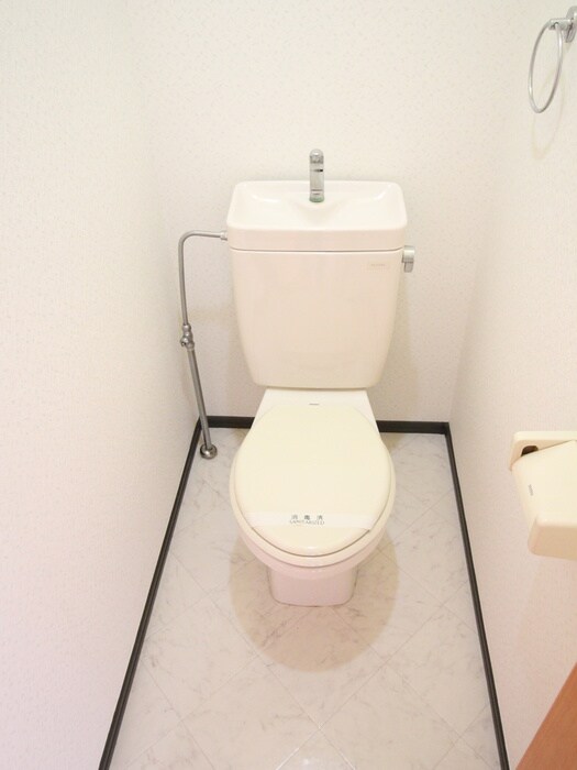 物件内観写真11　(トイレ)