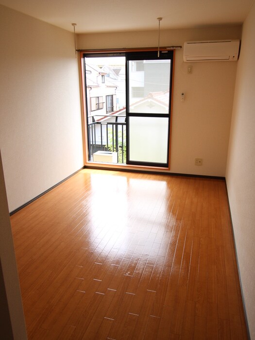 物件内観写真19　(居室)