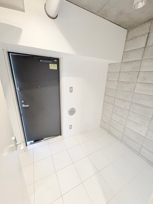 物件内観写真21　(玄関)