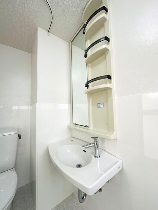 物件内観写真8　(洗面)