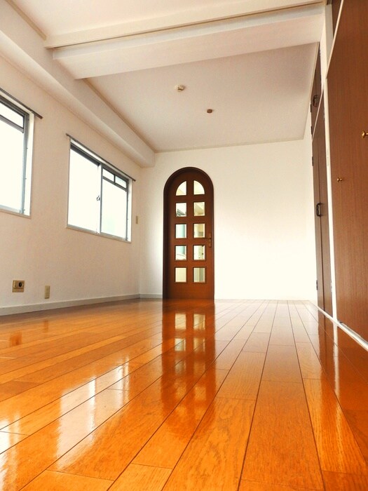 物件内観写真9　(居室)