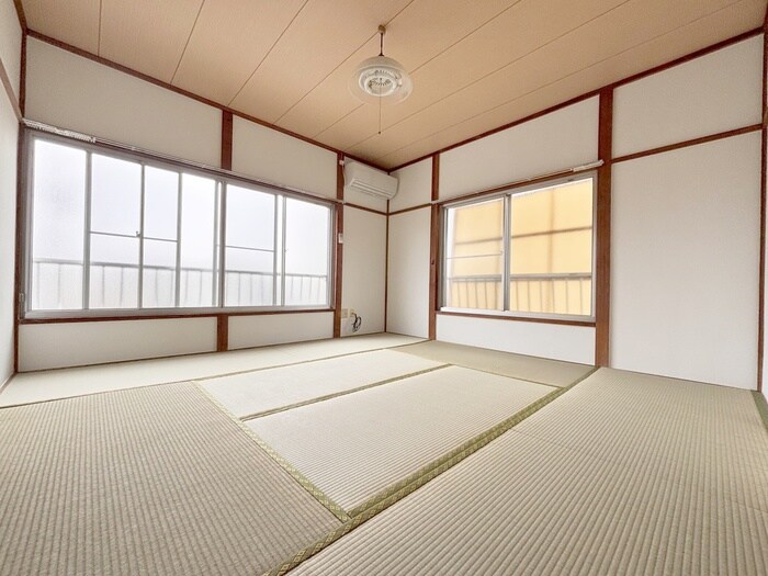 物件内観写真8　(居室)