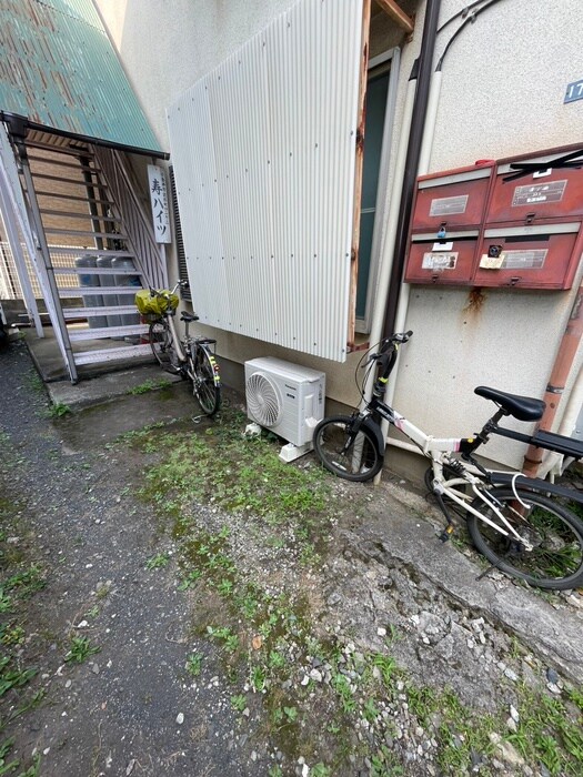 物件外観写真6　(駐輪場)