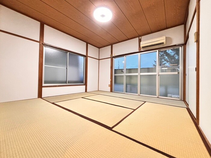 物件内観写真10　(居室)