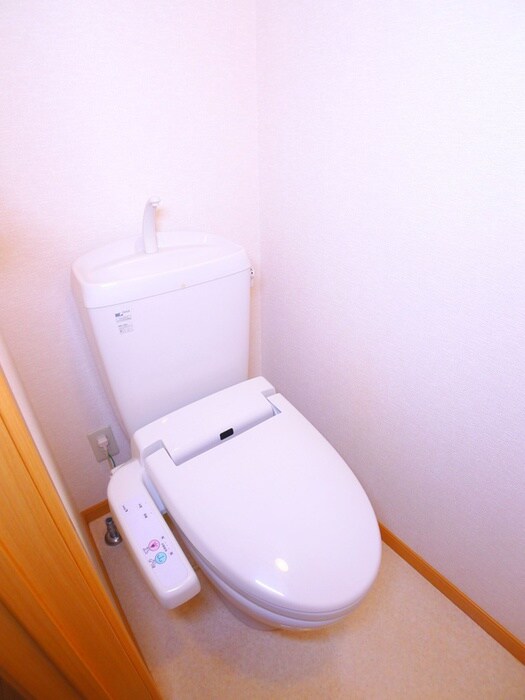 物件内観写真16　(トイレ)