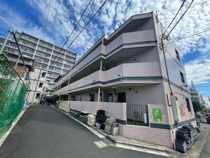 錦グリ－ンハイツ２号館外観写真